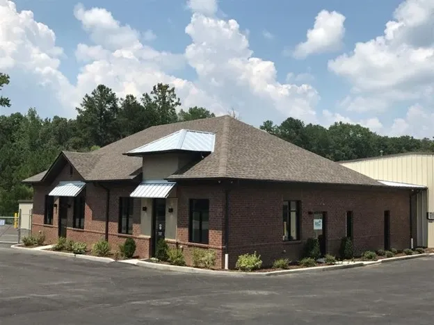 Grants Mill Self Storage Office Building