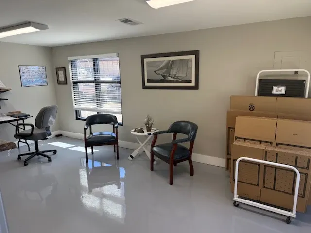 East U-Stor-It Front Office